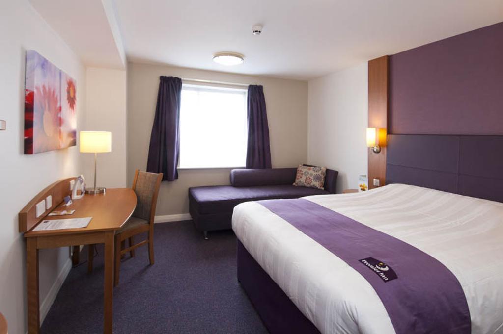 Premier Inn Dover - A20 Exterior photo